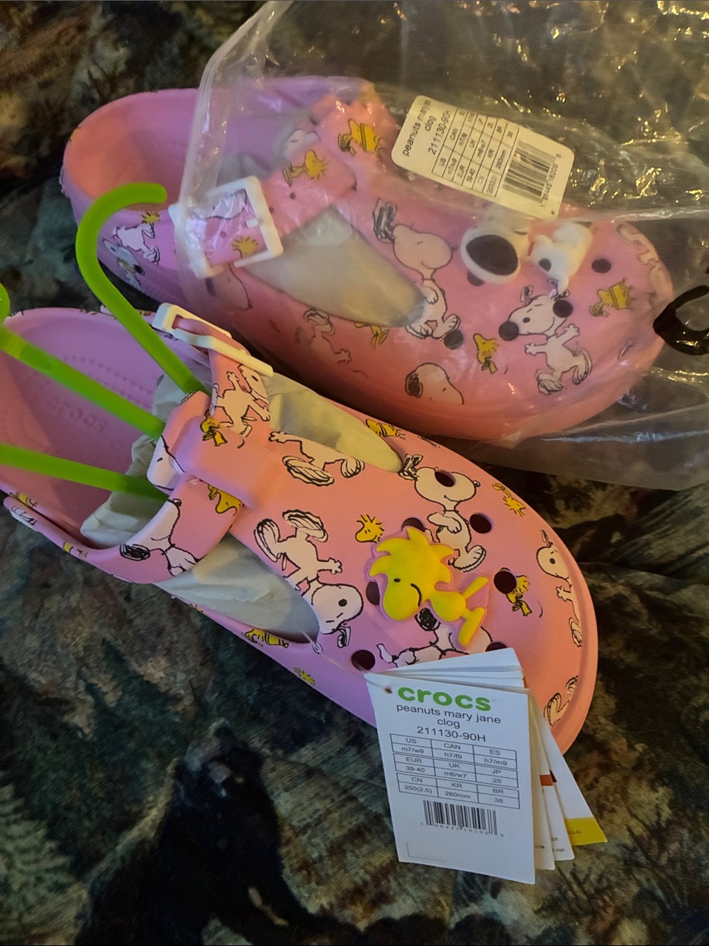 CROCS Kids Pink Peanuts Mary Jane Clogs with Woodstock Charm